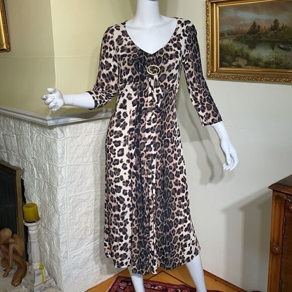 Verse Collection Animal Print Midi Dress - Picture 4 of 10